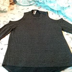 Long sleeve cold shoulder shirt